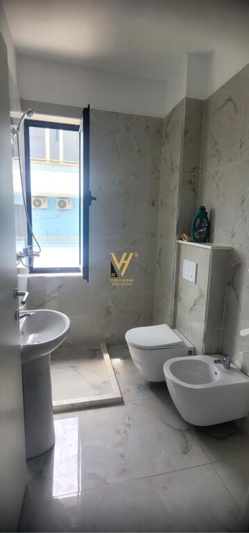 SHITET APARTAMENT 1+1 NE PLAZHIN E DURRSIT