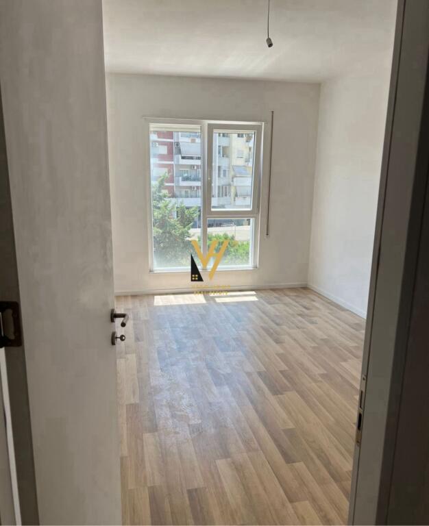 UFFICIO DI 122 M2 IN AFFITTO SU BLV “MIGJENI”, ASTIR 600 EURO