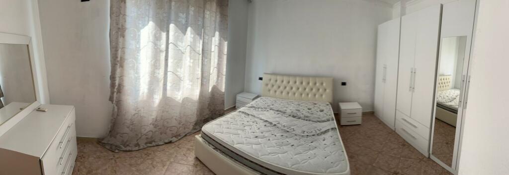 Jepet me qera apartament 2+1 ne Qender te Selvia