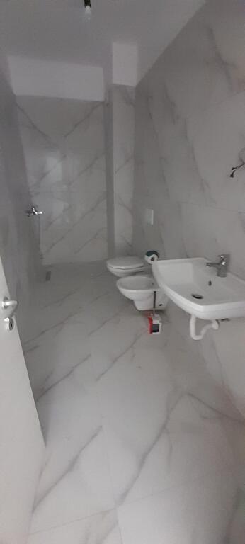 Office for rent in Myslym Shyr, in a luxury building (700 Euro negotiable)
