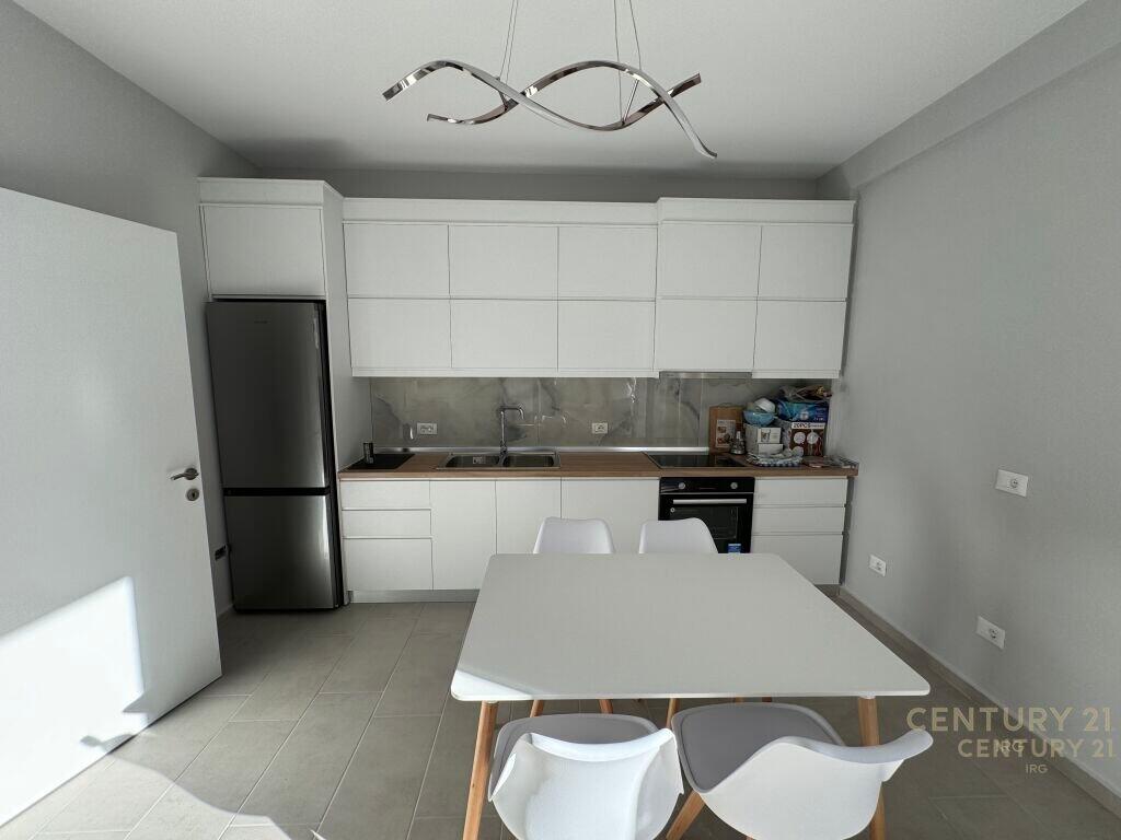 AFFITTASI APPARTAMENTO 2+1+2 A KODRA E DIELLIT !    IRG118772