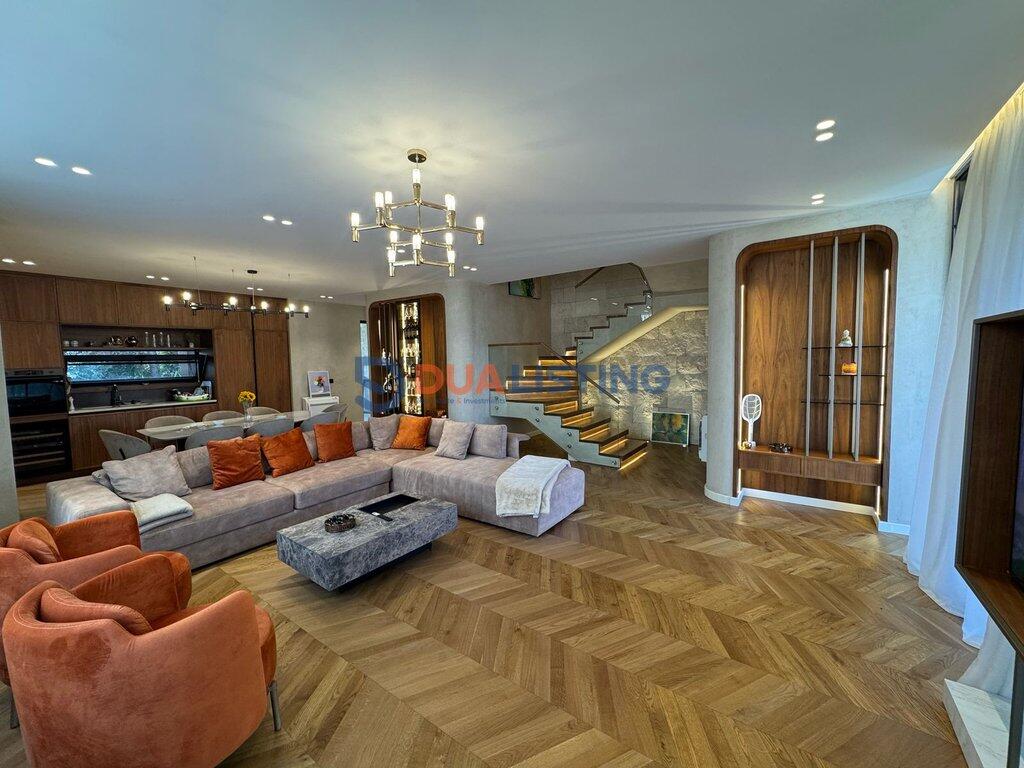 FOR SALE VILLA ATTACHED IN THE SAN PIETRO COMPLEX, GJIROKASTËR !!