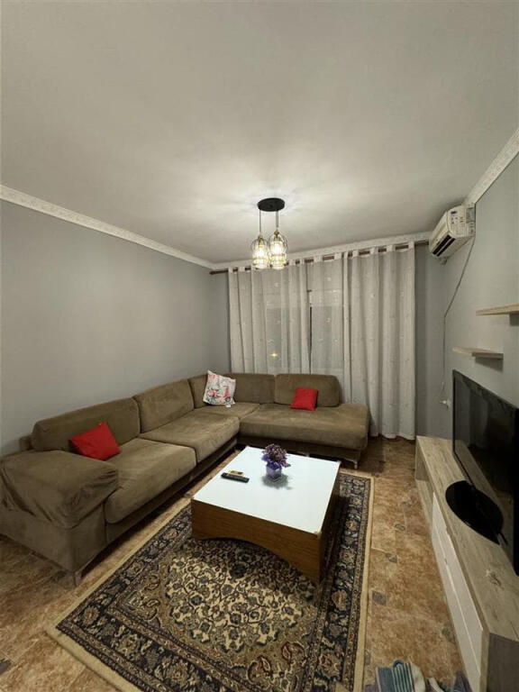 Apartament Me Qera 2+1 tek Bulevardi Bajram Curri (ID B221334) Tirane