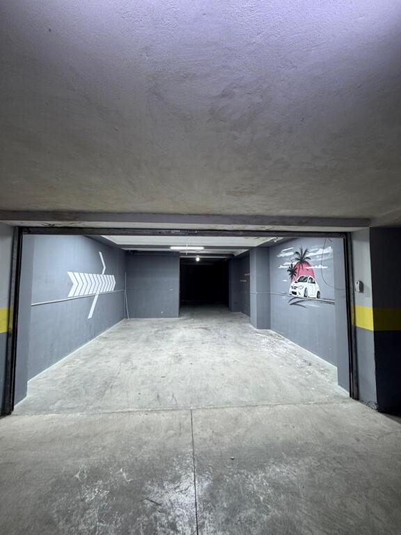 Warehouse for rent at the former Park near Square 21