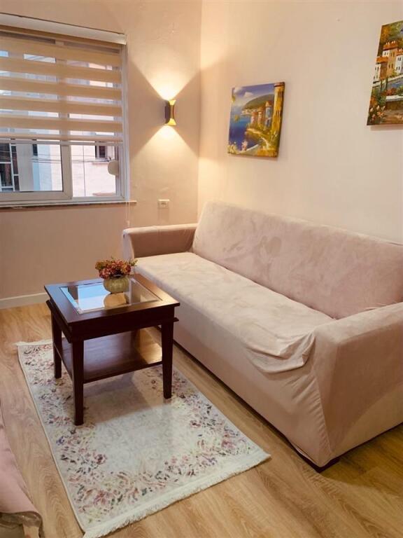 MONOLOCALE IN AFFITTO 38 M2 MINE PEZA 40.000 LEKE