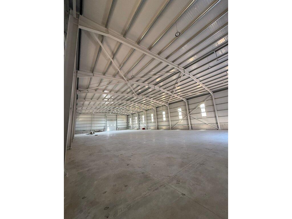 WAREHOUSE FOR RENT – RINASI AREA