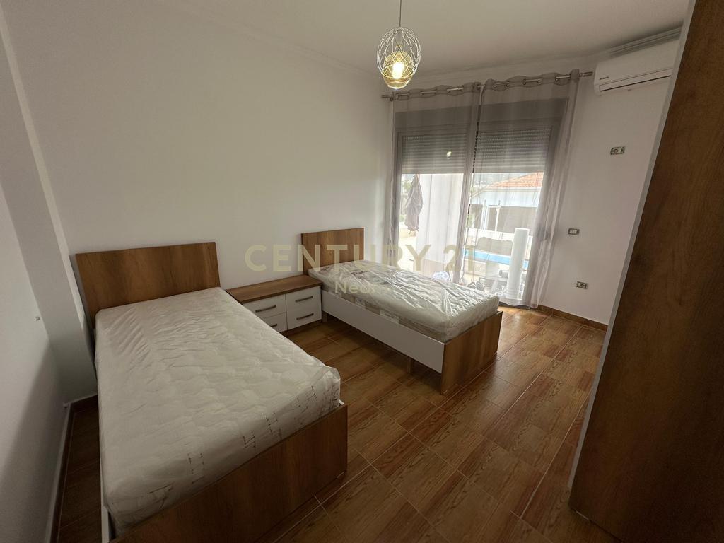 🔹 IN AFFITTO APPARTAMENTO 3+1+2 A XHAMLLIK – CON POSTO AUTO INCLUSO! 🔹