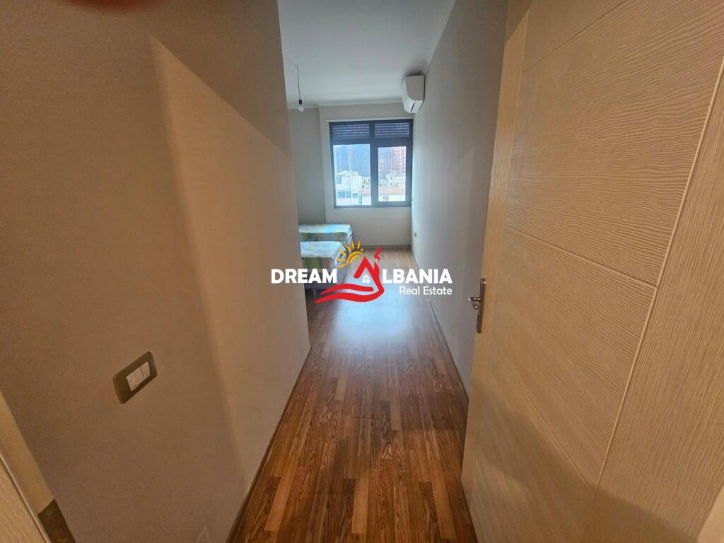 Office/ Apartment for rent in Astir, near Hotel Marinaj (ID 42611301)