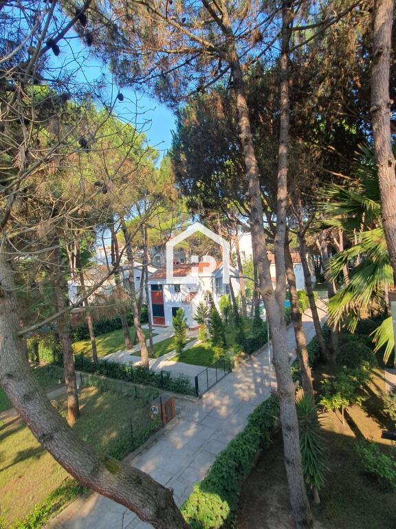 IN VENDITA: VILLA 3 PIANI / ZONA: QERRET / RESORT MAREA