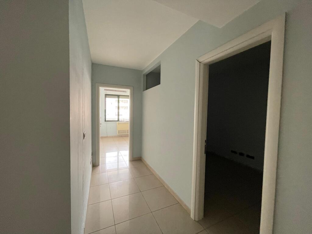 AMBIENT KLINIKE ME QERA PRANE KOMUNES PARISIT