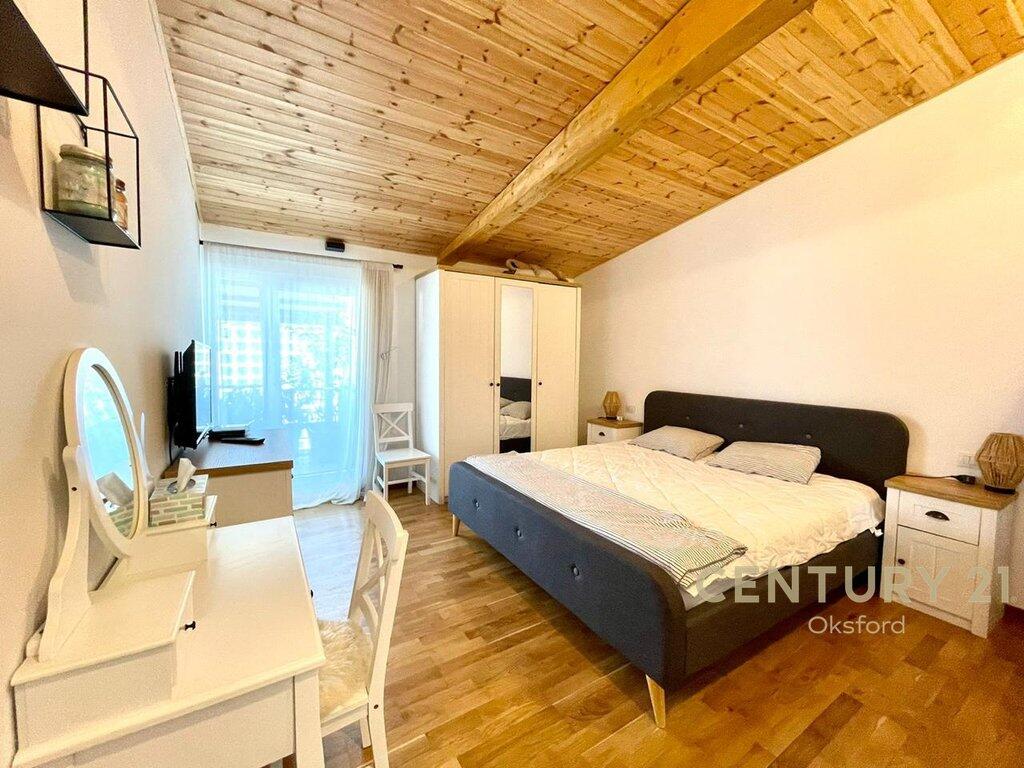 🏡 Appartamento 2+1+2 con Veranda e 2 Posti Auto in Vendita – Vicino al Giardino Zoologico/Botanico, Tirana