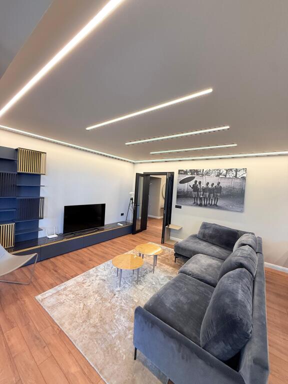 APARTAMENT 3+1 PER SHITJE TE REZIDENCA LONG HILL