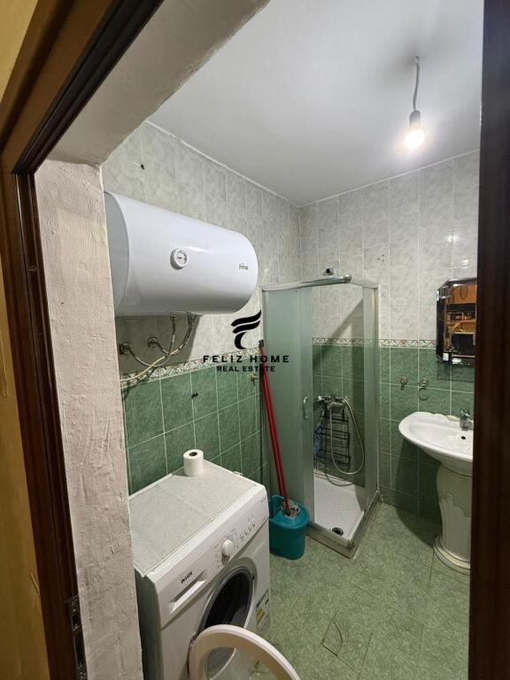 APARTMENT FOR RENT PARIS MUNICIPALITY 700 EURO