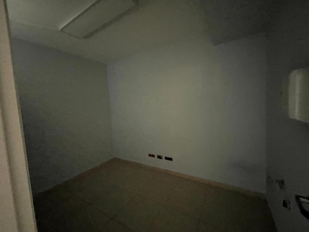 AMBIENT KLINIKE ME QERA PRANE KOMUNES PARISIT
