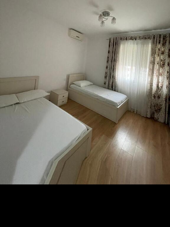 Affittasi 2+1 ad Astir per 500€