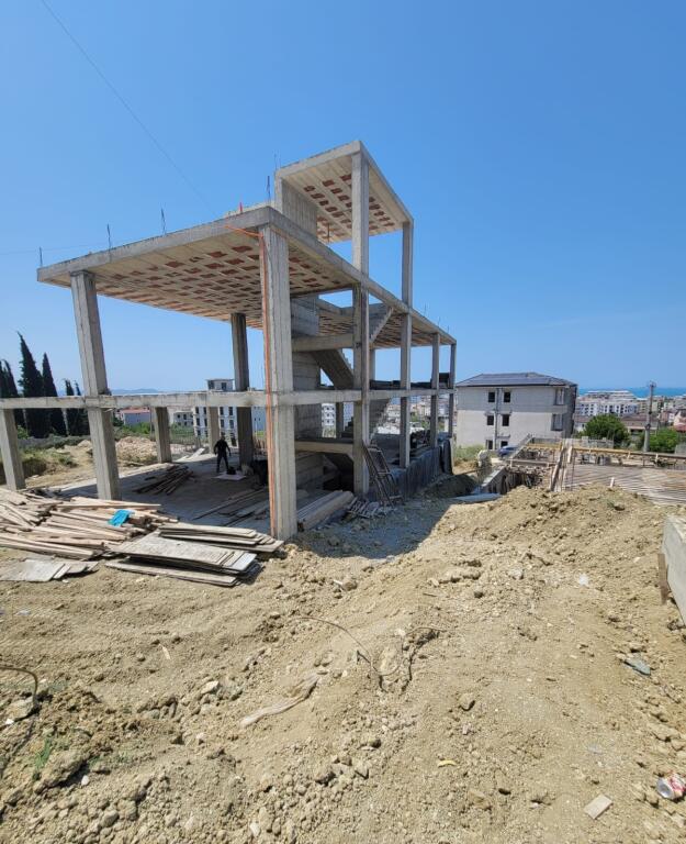 🏘Ville di lusso in vendita con vista mare, sulla collina di Golem, zona strutturata con residenze di ville di lusso