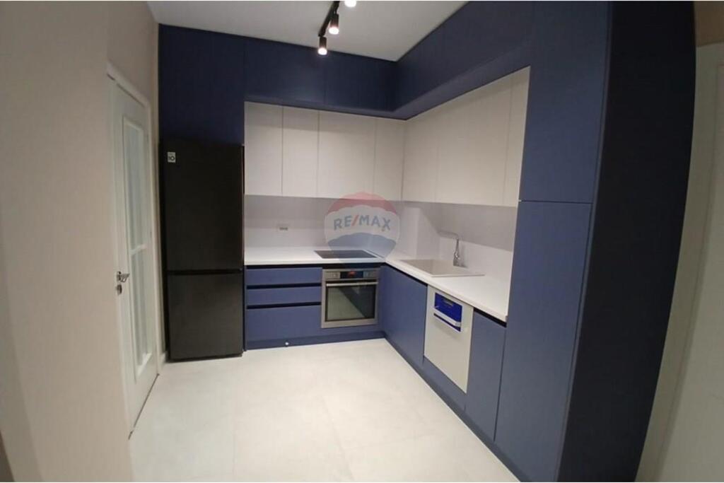 For rent 2+1+2 apartment at Dry Lake