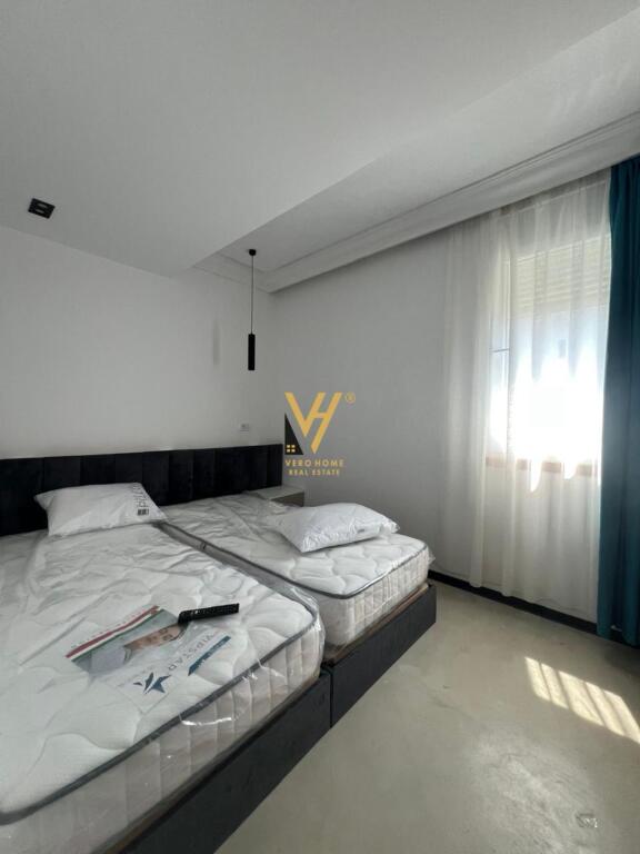 VENDESI APPARTAMENTO 3+1+3+BLK VICINO SQUARE 21 360.000 EURO
