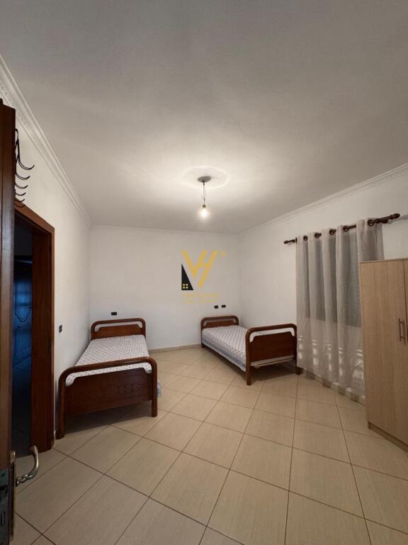 JEPET APARTAMENT 2+1+2BLK ME QERA NE SAUK TE VJETER 40.000 LEKE