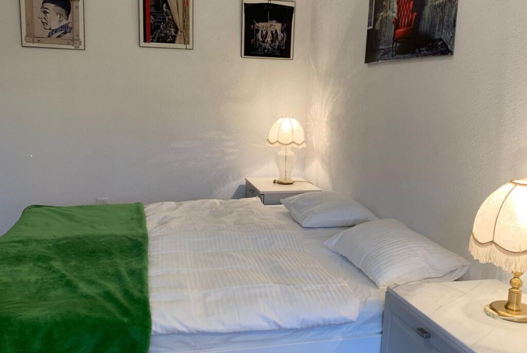 OFFICE FOR RENT 70 M2 CENTER 1,500 EURO