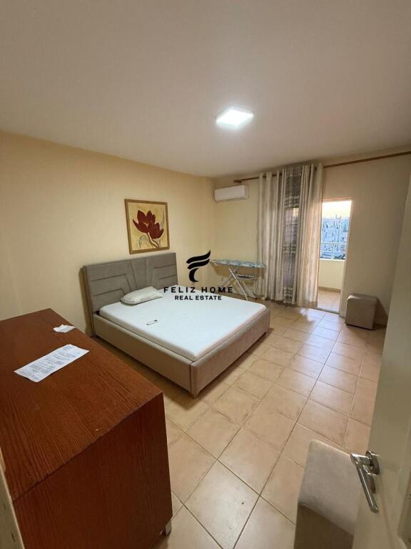 APARTMENT FOR RENT PARIS MUNICIPALITY 700 EURO