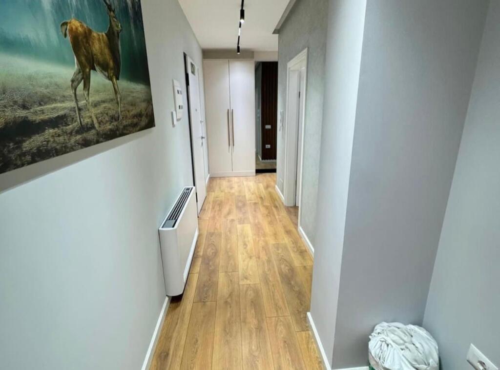 📢 For Rent – Apartment 2+1 📍 Center of Tirana 💶 Price: 1,200€/month