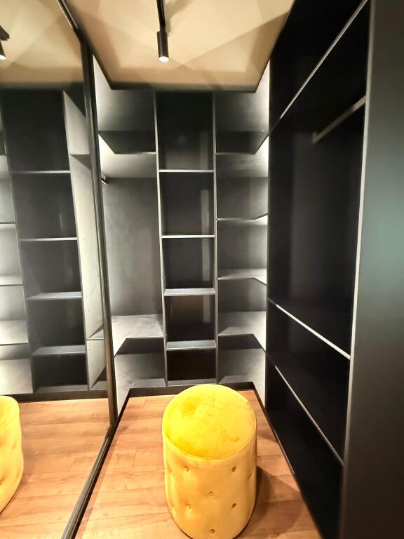 APARTAMENT 3+1 PER SHITJE TE REZIDENCA LONG HILL