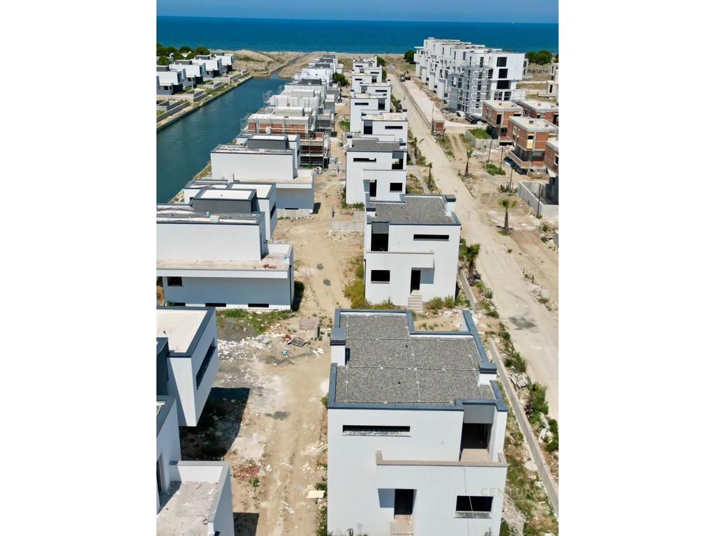 VILE TE TURQUOISE MARINA - GJIRI I LALEZIT!