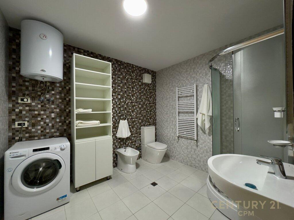 🏡 Modern Apartment 3+1 with Parking – For Rent in the “NOBIS” Complex, Tirana Lake