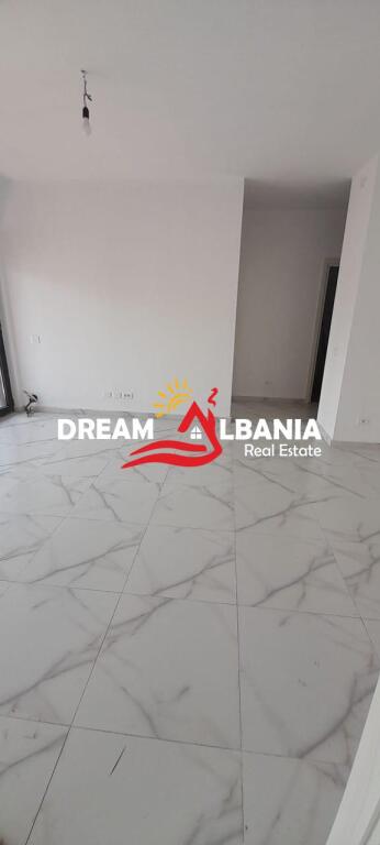 Ambient Biznesi/Zyre me Qera ne Myslym Shyr, prane Gjykates ne Tirane (ID 42611332)