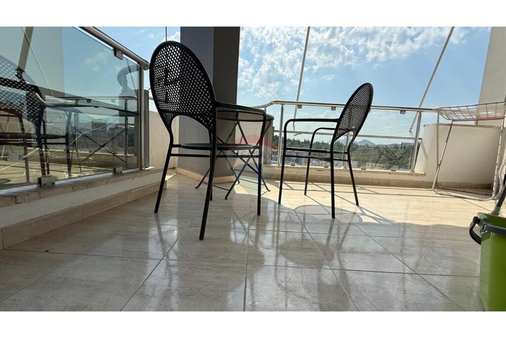 Apartament per qira 2+1 ne Bllok!