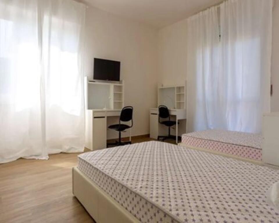 Appartamento In Affitto 1+1 In Piazza Willson (ID B2101185) Tirana