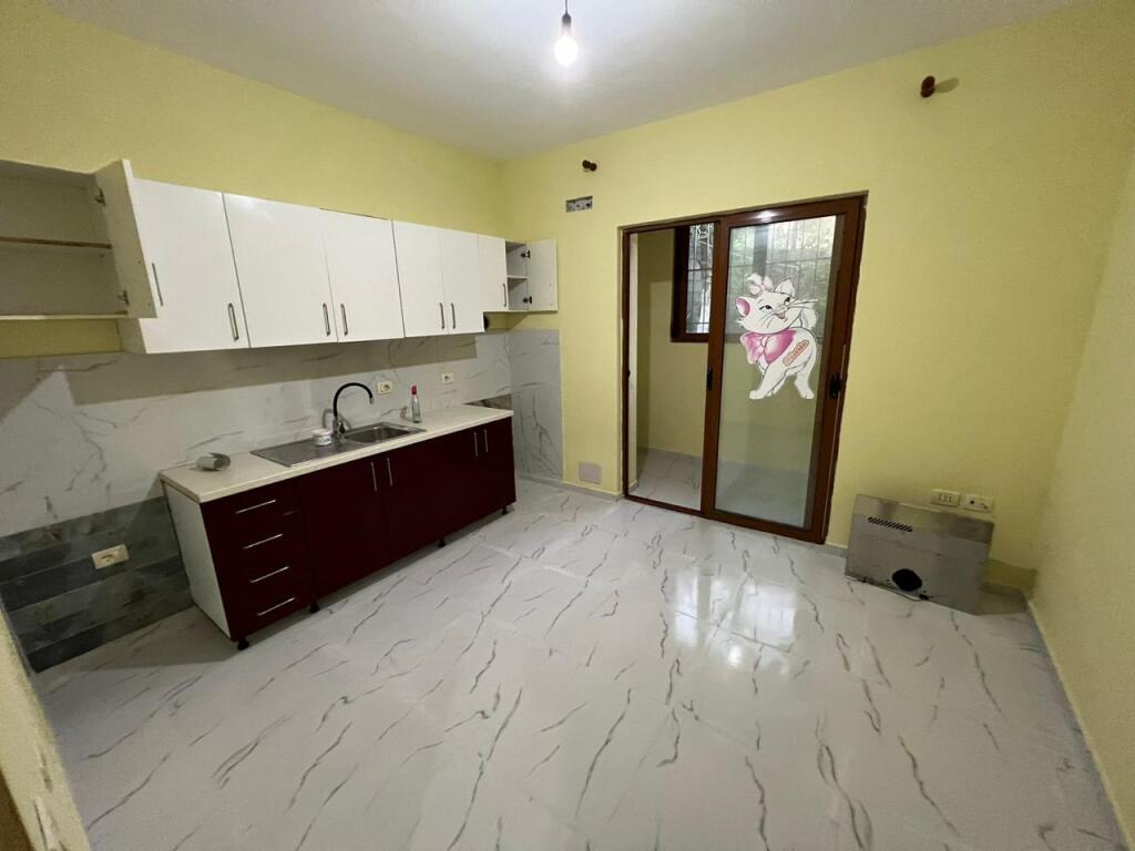 VILLA FOR RENT 500 M2 ALI DEMI 1,500 EURO