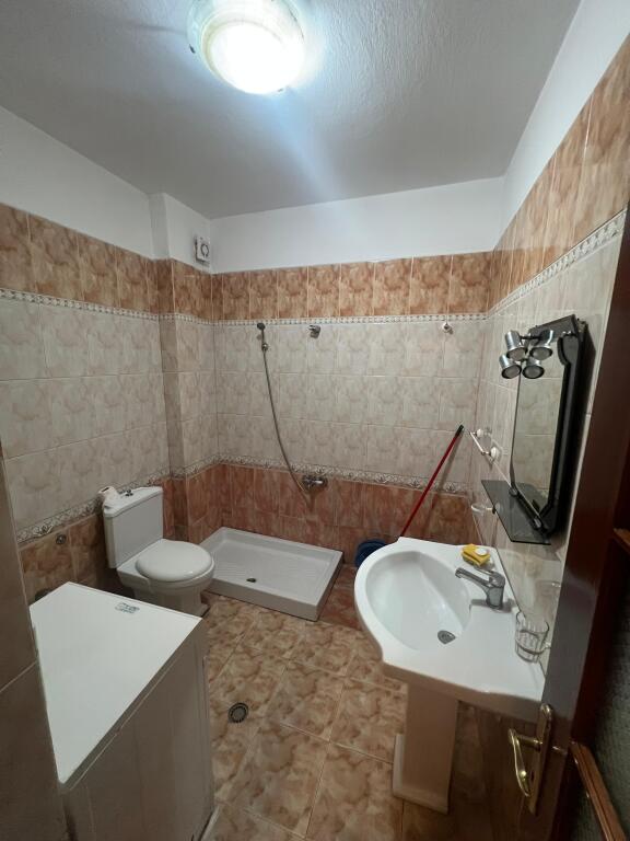 For rent 2+1+2 block Mine Peza-Zogu i zi