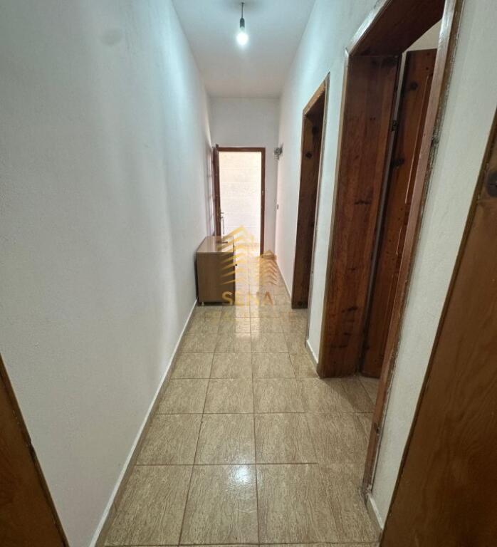 Affitto, Ingresso privato, 1+1 Shkozë, 250 Euro/mese