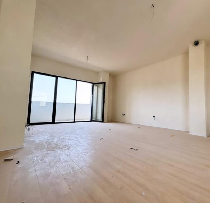 VASIL SHANTO, The most beautiful building in the area, for sale: Apartment 2+1+2 bathrooms