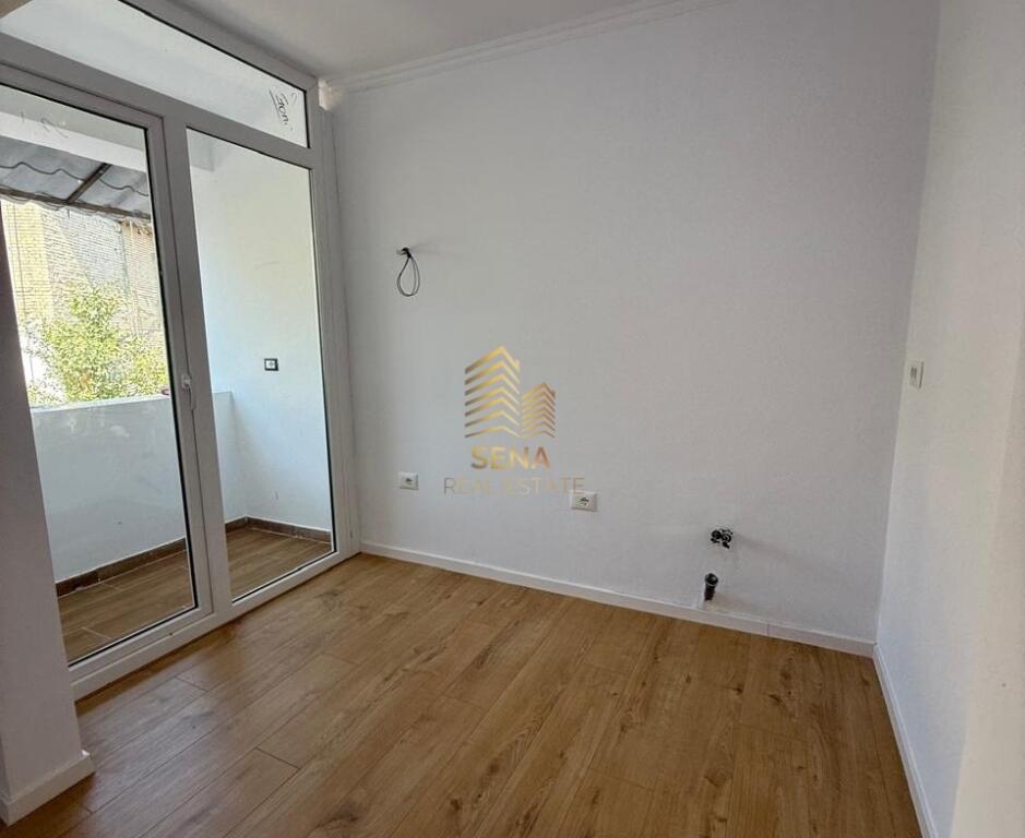 In vendita, Appartamento 2+1+balcone, Ali Demi, 122.000 Euro
