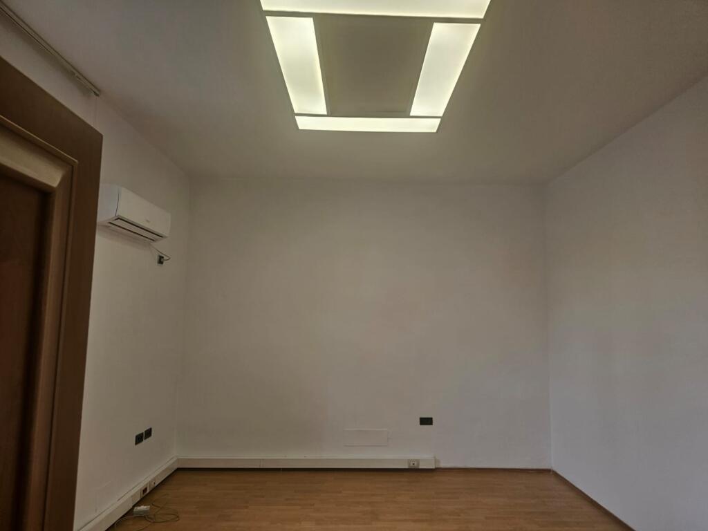 Business unit for rent for office Opposite the Pyramid, near the Twin Towers
