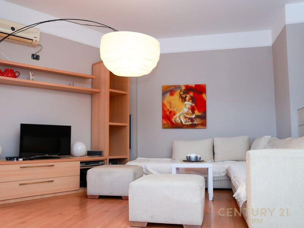 🏙 Appartamento moderno 1+1 in affitto – Zona 9-Katëshët, a soli 300 m da Piazza Skanderbeg