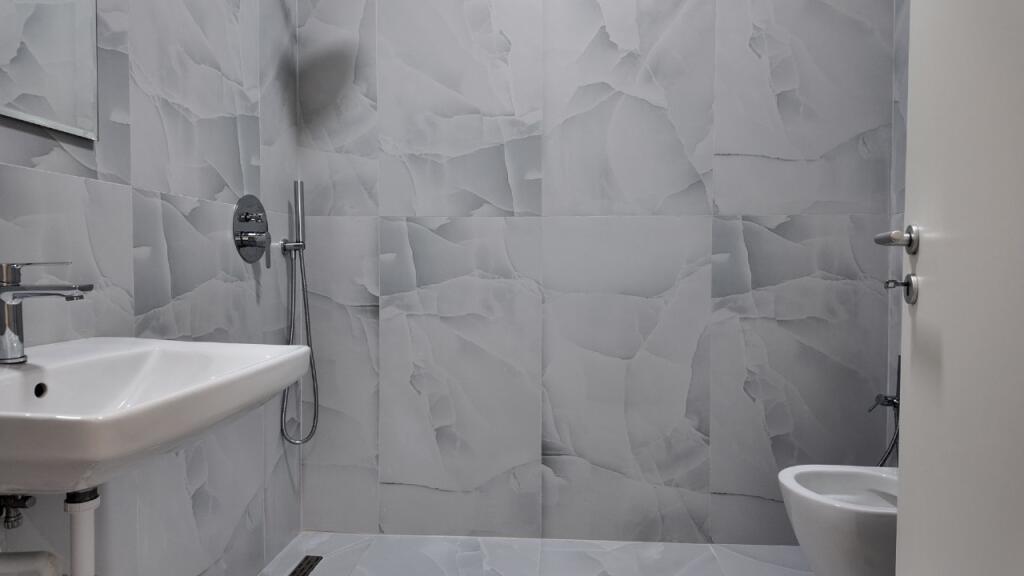 In Affitto – Appartamento 2+1 Residenza, Ali Demi Tirana