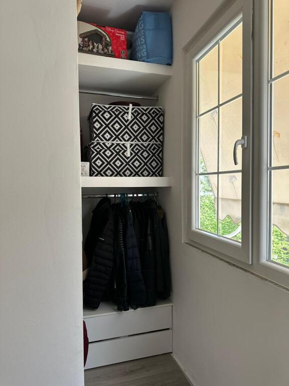 Jepet me qera Apartamenti 2+1+1, prane Vila L 2, Astir