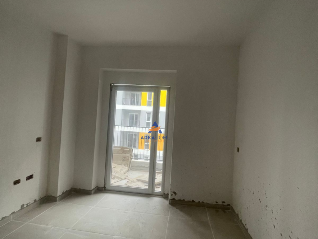 VENDESI APPARTAMENTO 1+1+BALCONE "REZIDENCES UNIVERS CITY" 85.000 EURO.