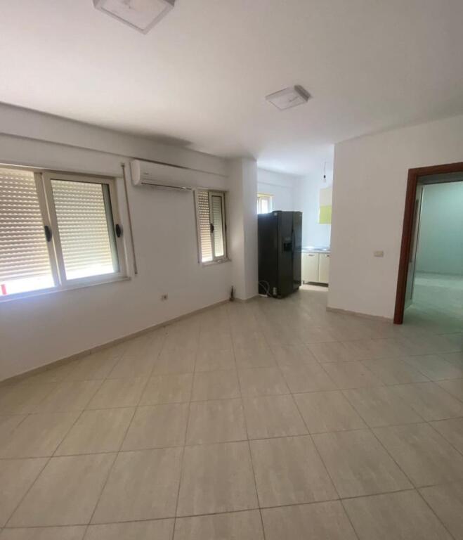 APPARTAMENTO 2+1+2 IN VENDITA A TIRANA! ○ Posizione: Via Jordan Misja