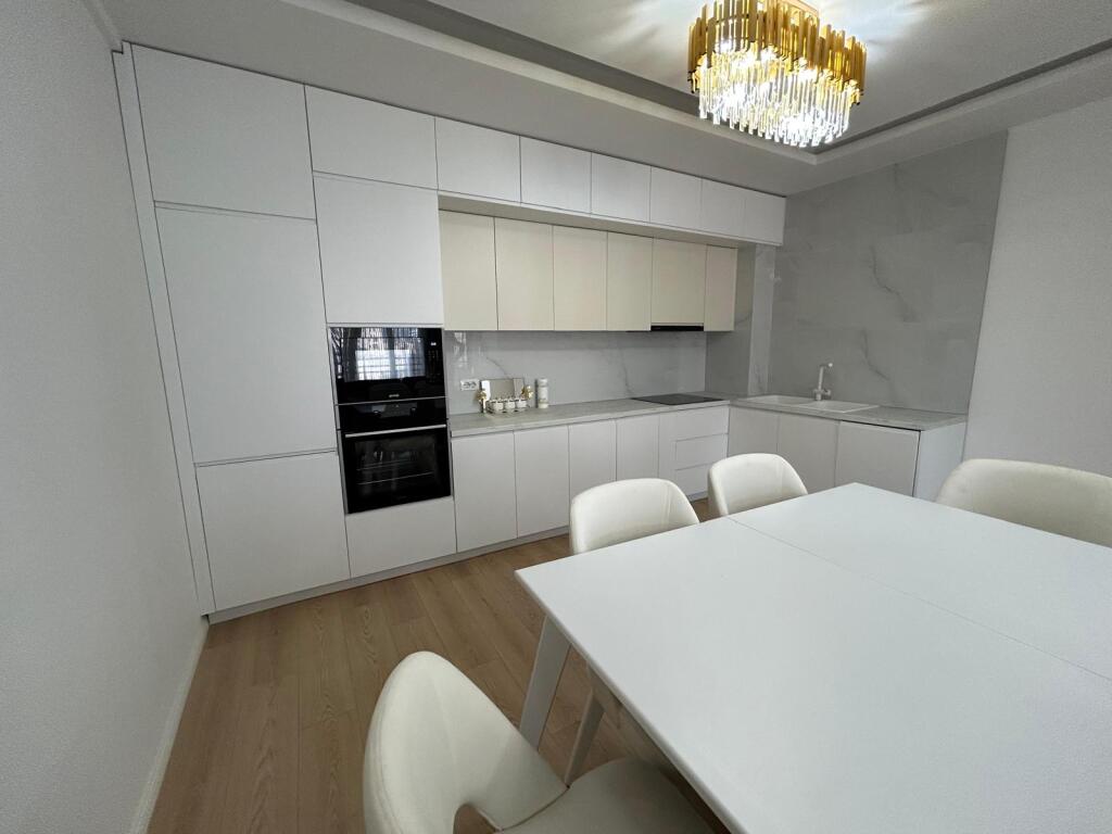 📌 In affitto – Appartamento 2+1+2 Bagni + Posto Auto | Complesso Aura