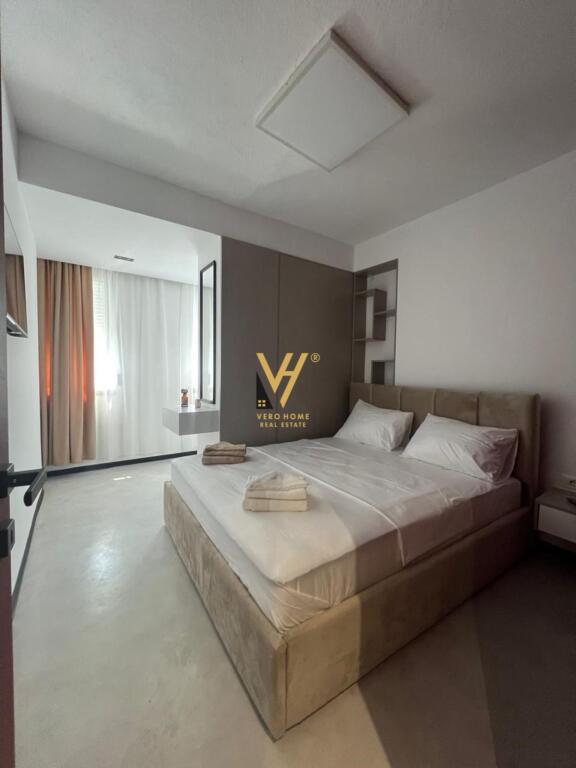 VENDESI APPARTAMENTO 3+1+3+BLK VICINO SQUARE 21 360.000 EURO