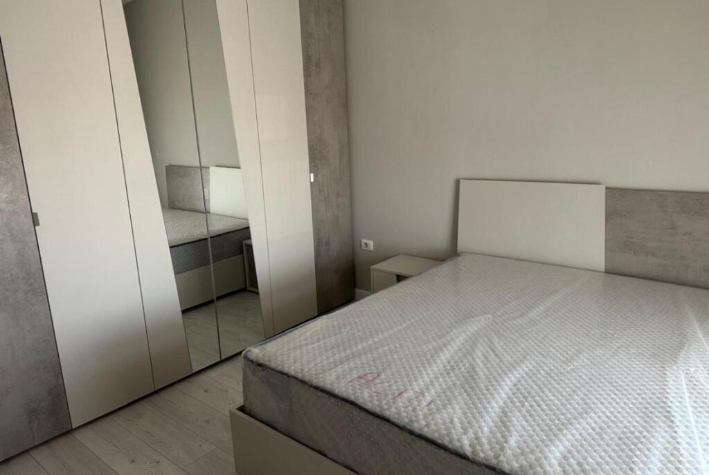 APARTAMENT ME QERA 2+1 BRRYL 65.000 LEKE