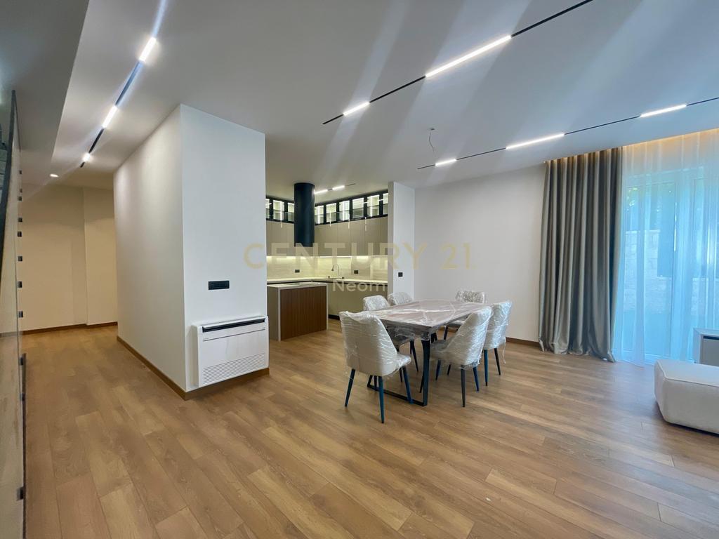 🌿 Luxury Villa for Rent in “Forest” Residence – Dry Lake, Tirana