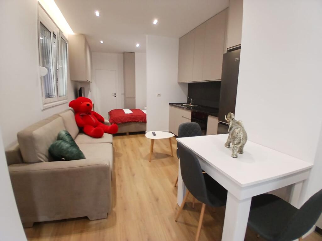 In affitto🔥  Appartamento / Home studio   Via Barrikadave