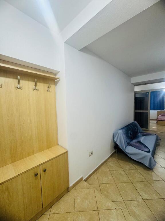 Affittasi appartamento 1+1, 21 Dhjetori