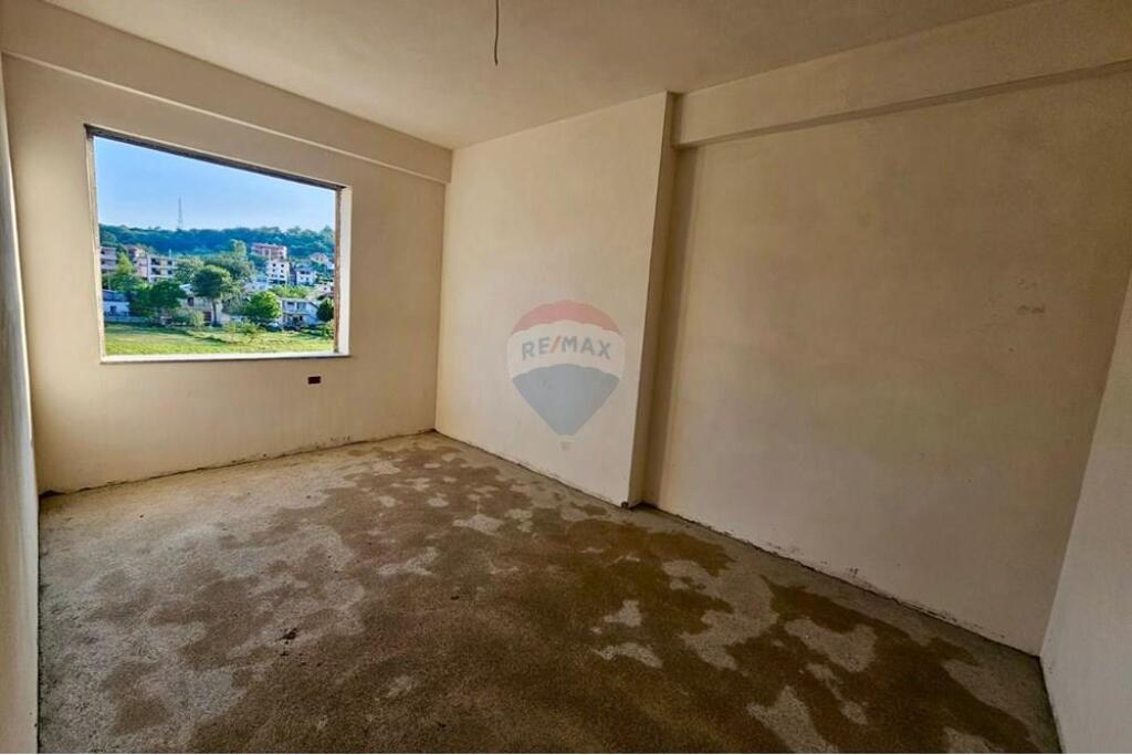 Apartment 2+1+2 for sale with Parking Space, Astir, Tirana. ID: 1005-1